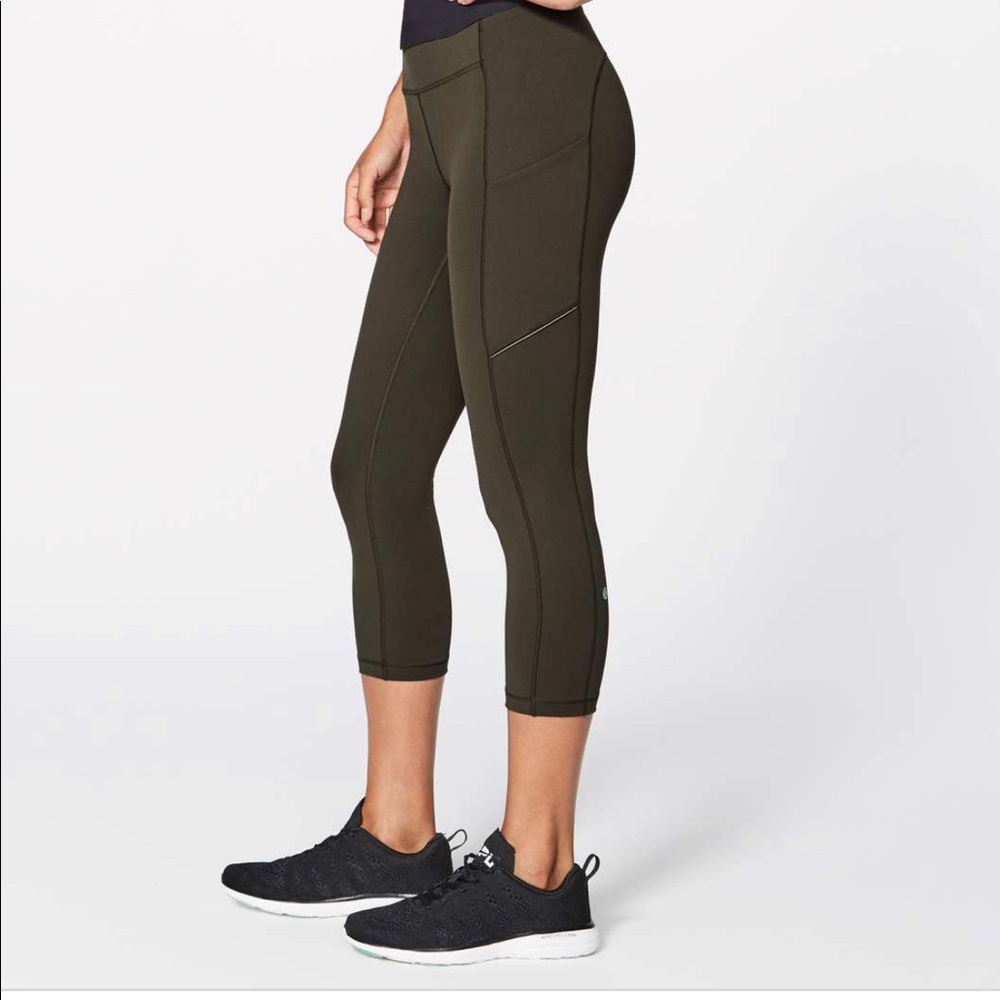 Lululemon speed up legging cropped pockets